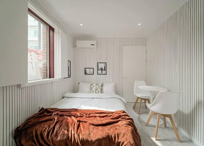 Apartment Split Level House In Hongdae