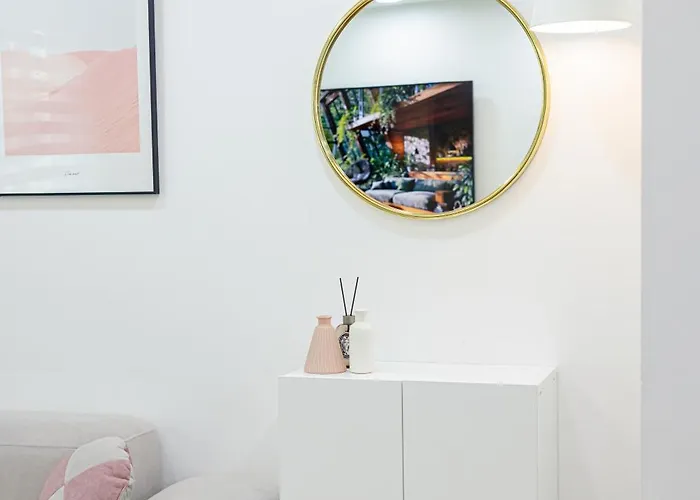 Split Level House In Hongdae